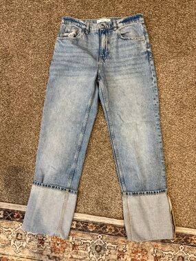 Light Wash Straight-Leg Women’s Jeans - High-Rise Cuffed